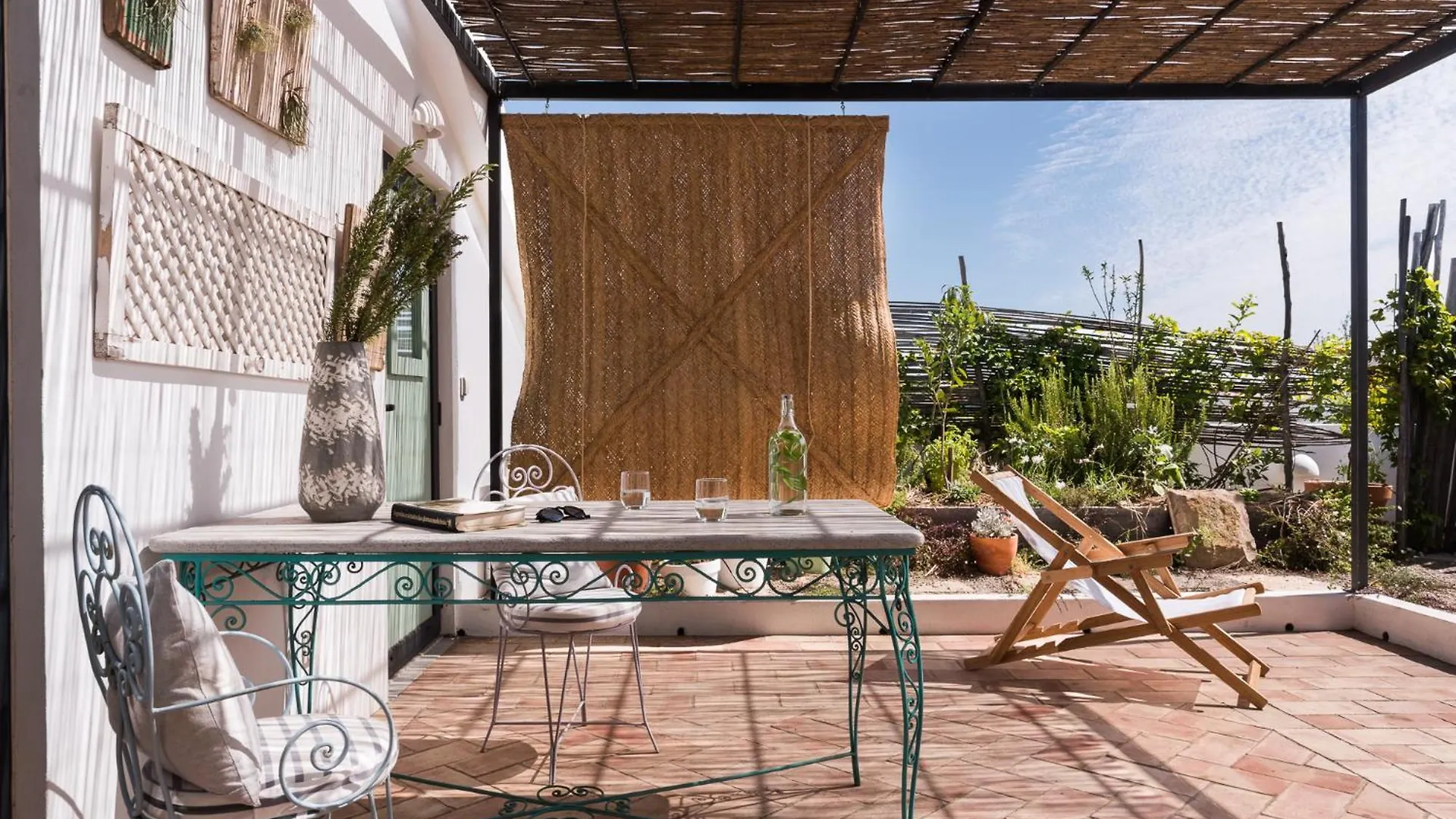 Altanure Almatere - Food Forest Boutique Stay Tavira 0*,  Portugal