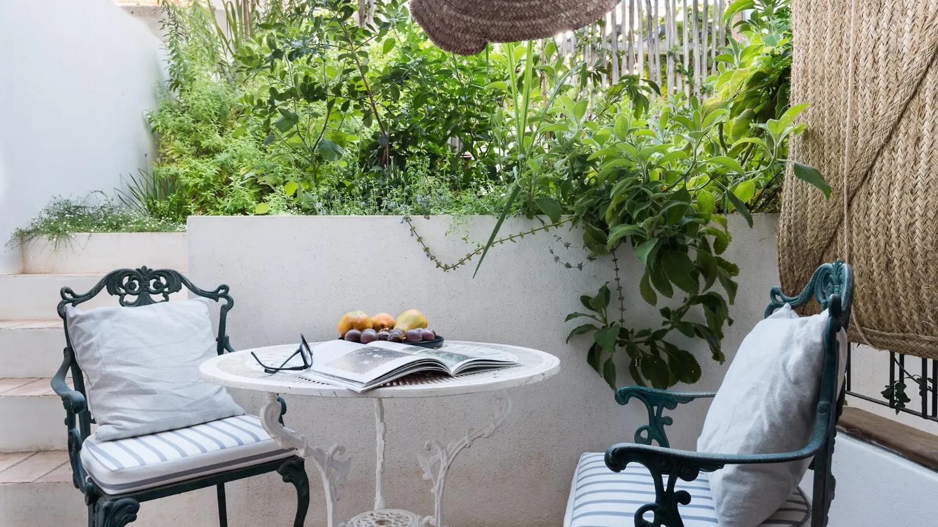 Altanure Almatere - Food Forest Boutique Stay Tavira 0*,  Portugal